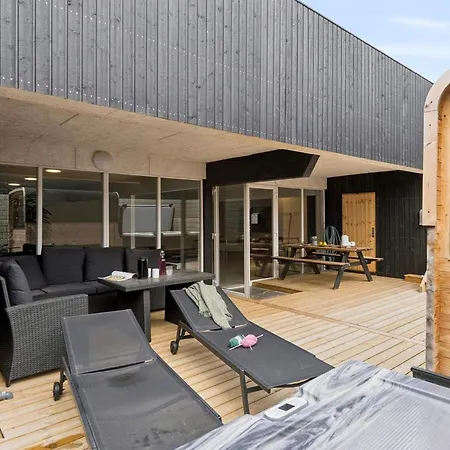 Feriehus 5 Star In Blokhus, Cleaning Included *